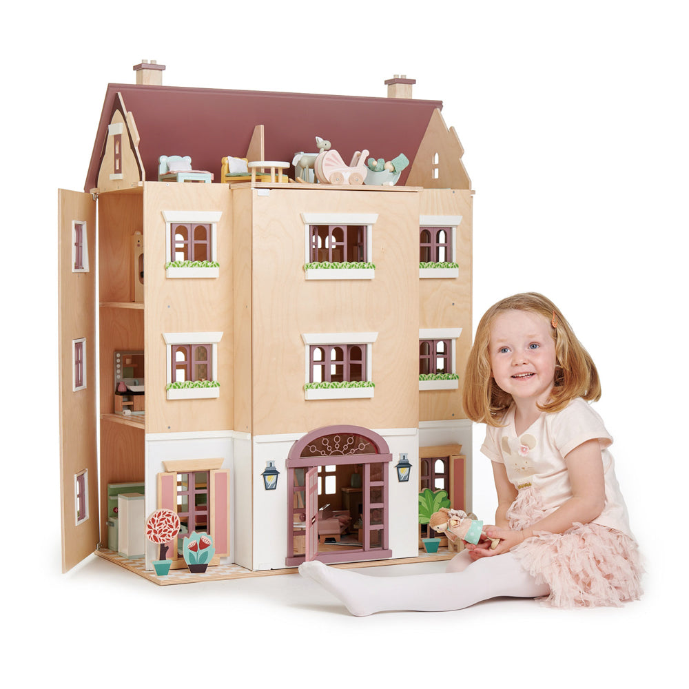 Fantail Hall Doll House