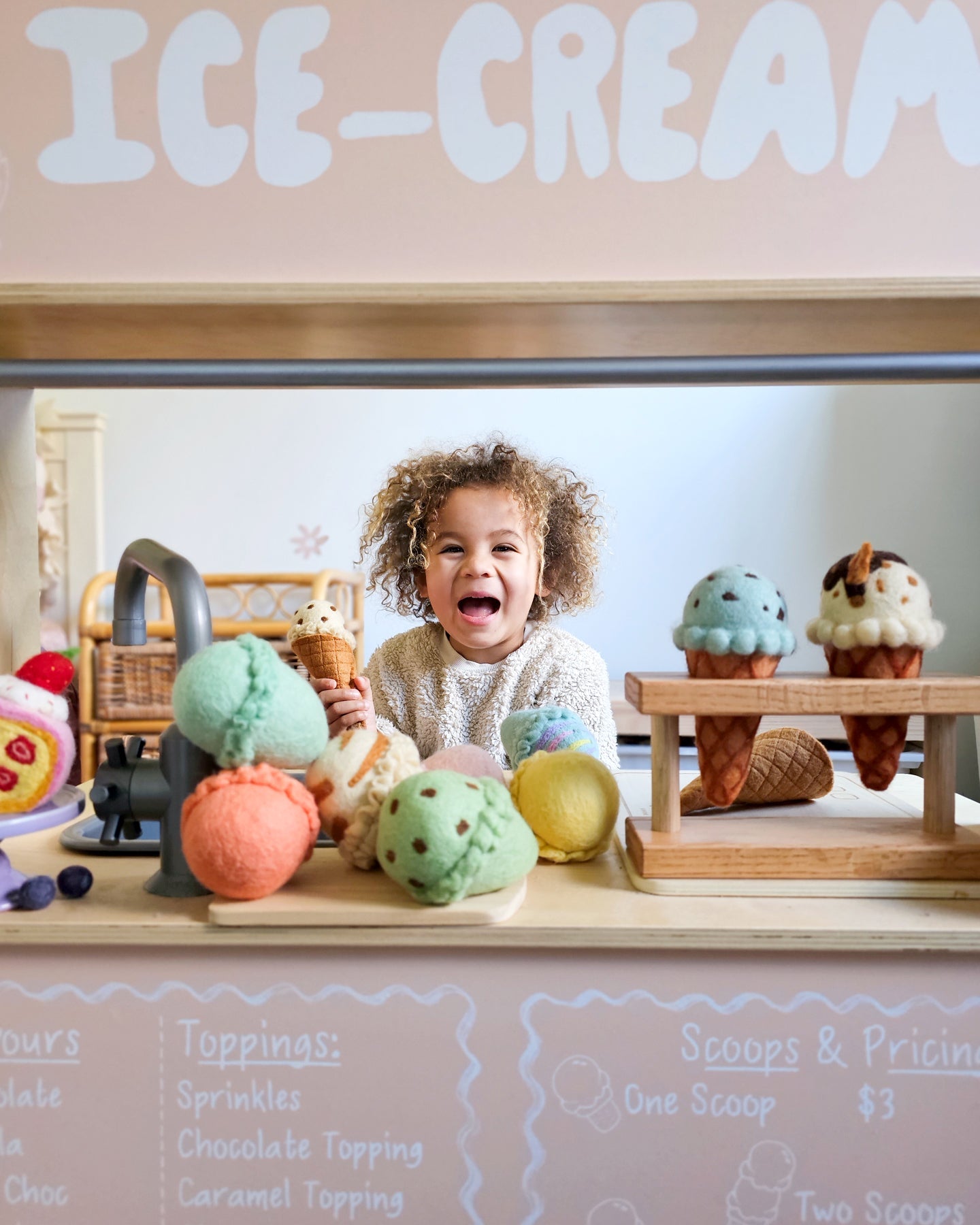 Felt Ice Cream Set - Waffle Cones And 9 Ice Cream Scoops