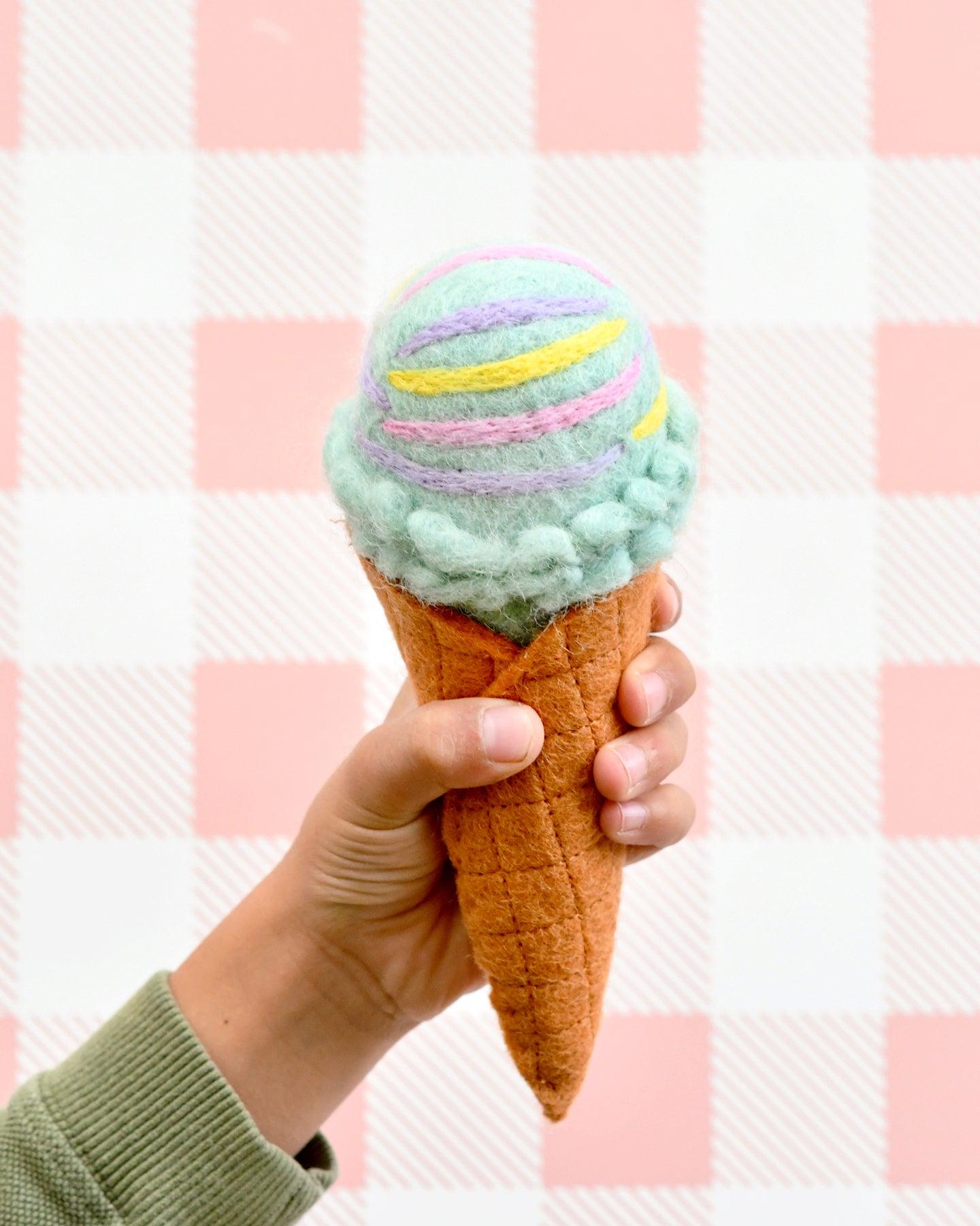 Felt Ice Cream Set - Waffle Cones And 9 Ice Cream Scoops