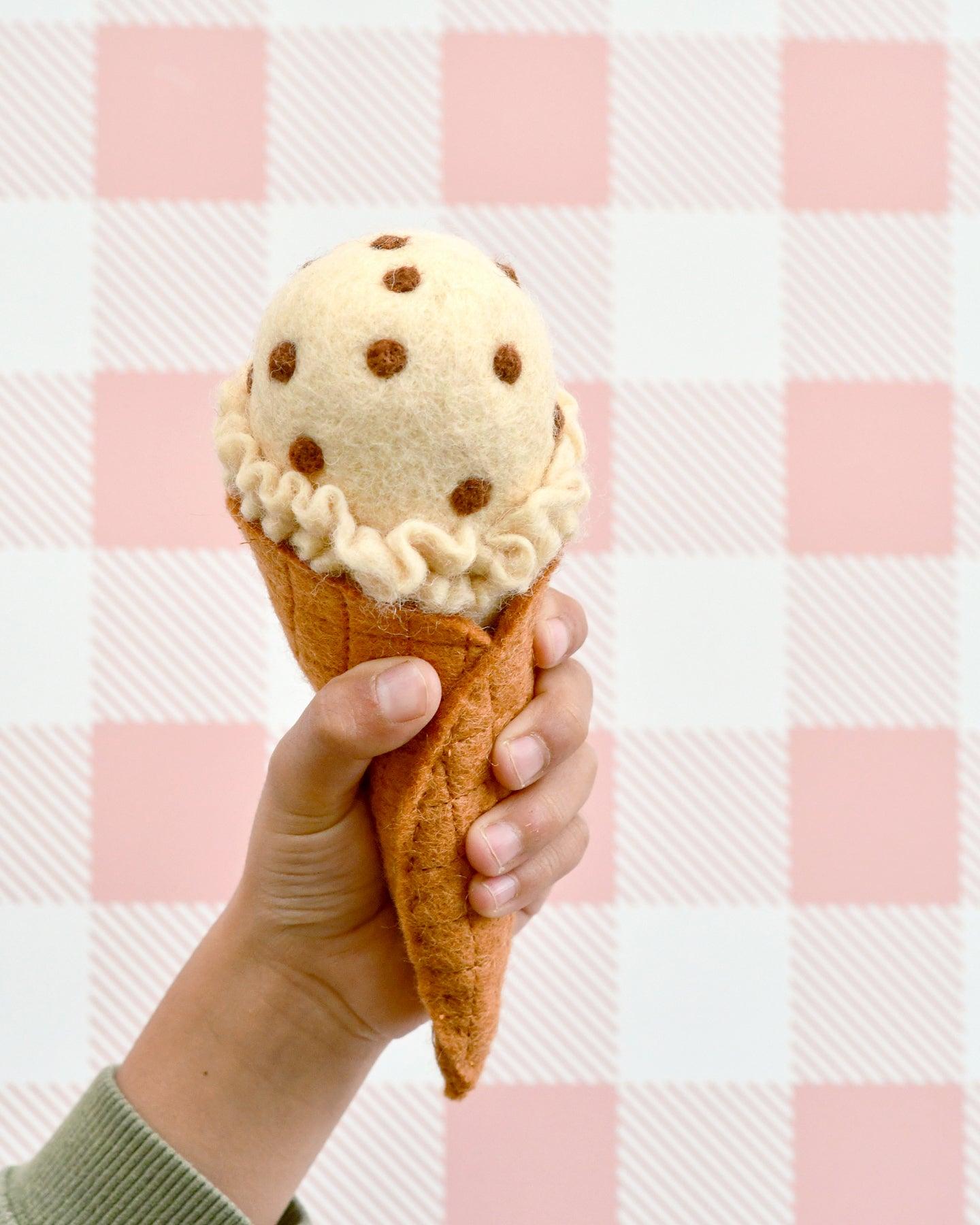 Felt Ice Cream Set - Waffle Cones And 9 Ice Cream Scoops